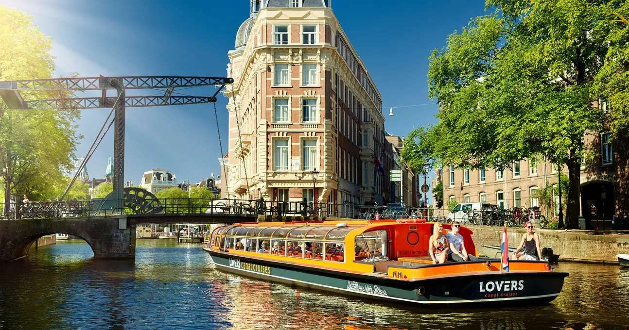 Amsterdam Canal Cruise | Book @ ₹ 950 Only!