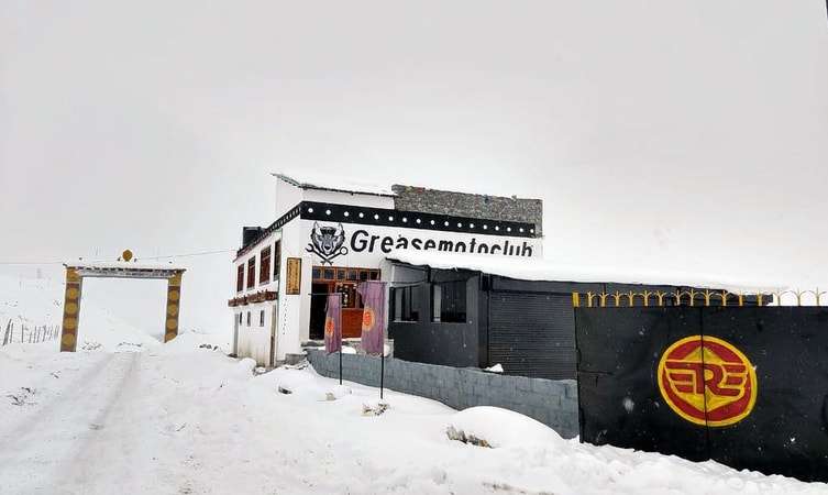 Moustache Kaza Hotel