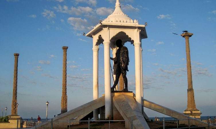 Mahatma Gandhi Statue