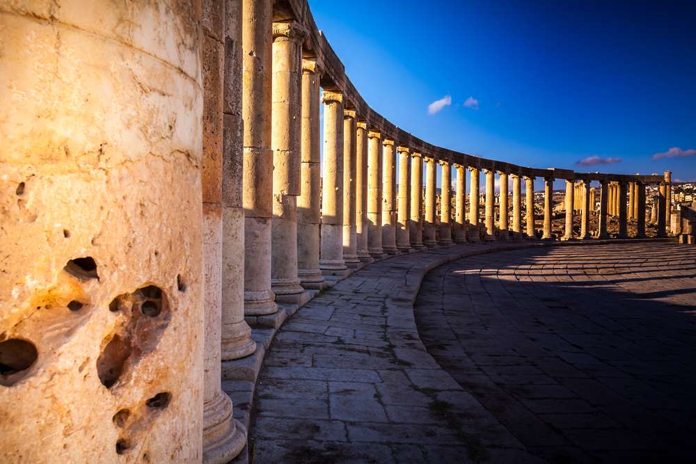 Explore Roman Ruins of Jerash