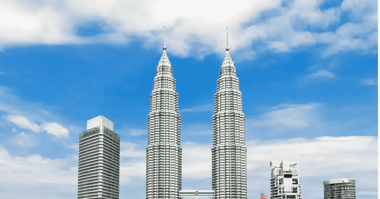 Petronas Towers and Kl Tower Tickets | Flat 6% off