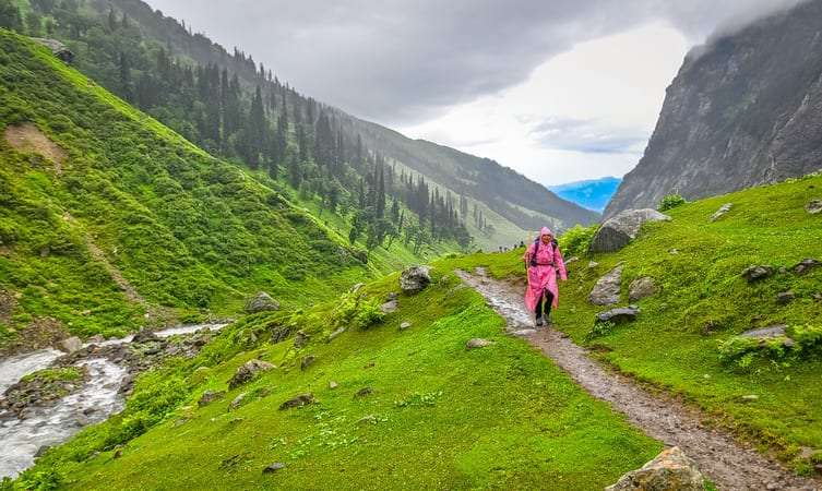 Pros & Cons of Visiting in Monsoon