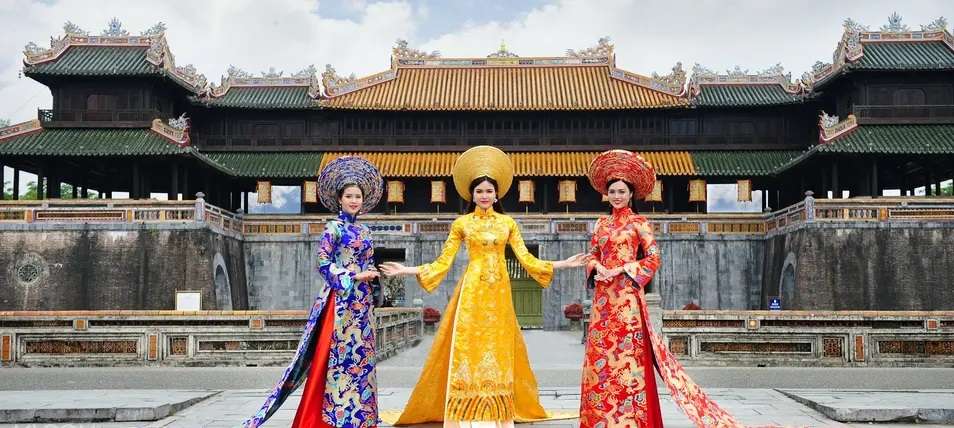 Ao Dai Show Tickets, Hue I Book Now @ Flat 25% off
