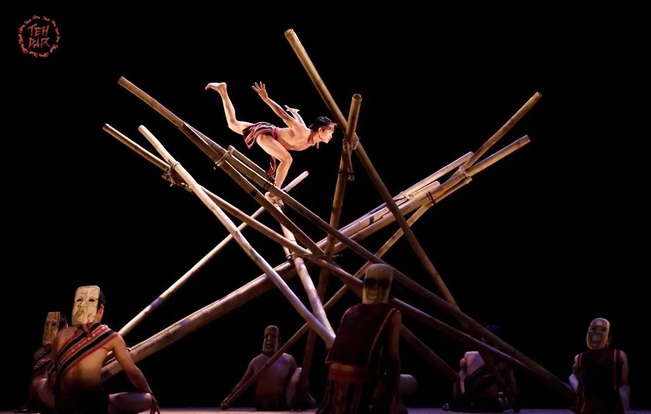 Teh Dar Show Ticket in Saigon Opera House, Flat 15% off