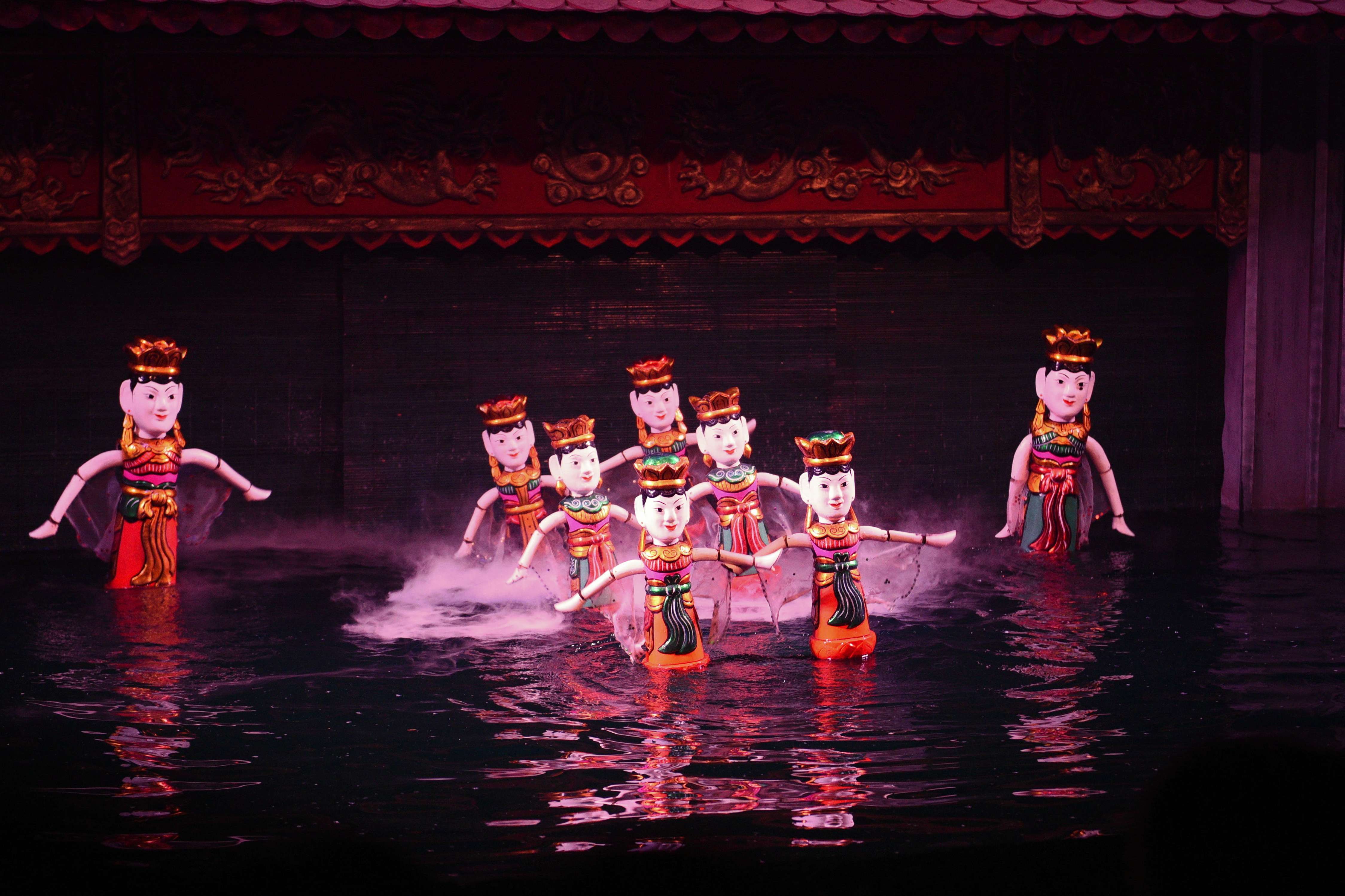 The Golden Dragon Water Puppet Theatre Tickets @ Flat 10% off