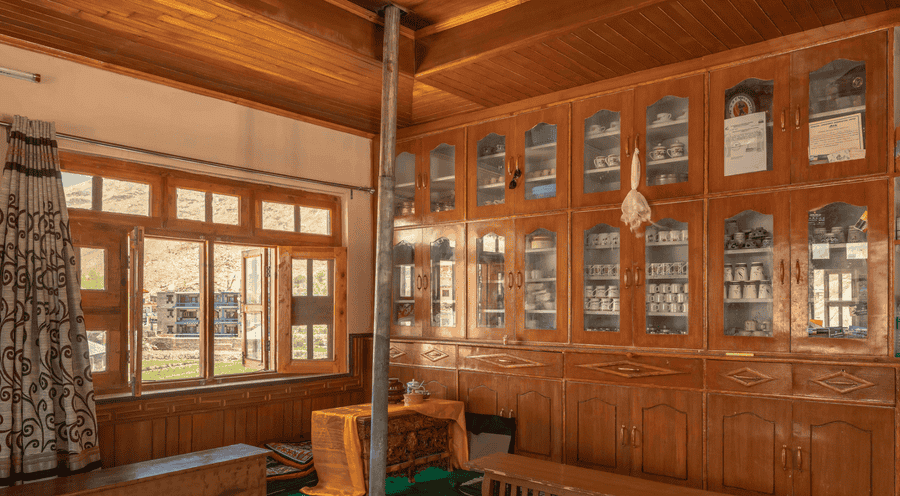 Hotel NotOnMap - Tashi's home