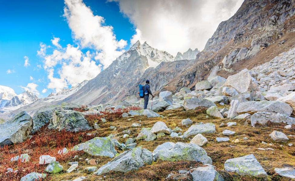 How to reach Kedarkantha from Delhi by Rail