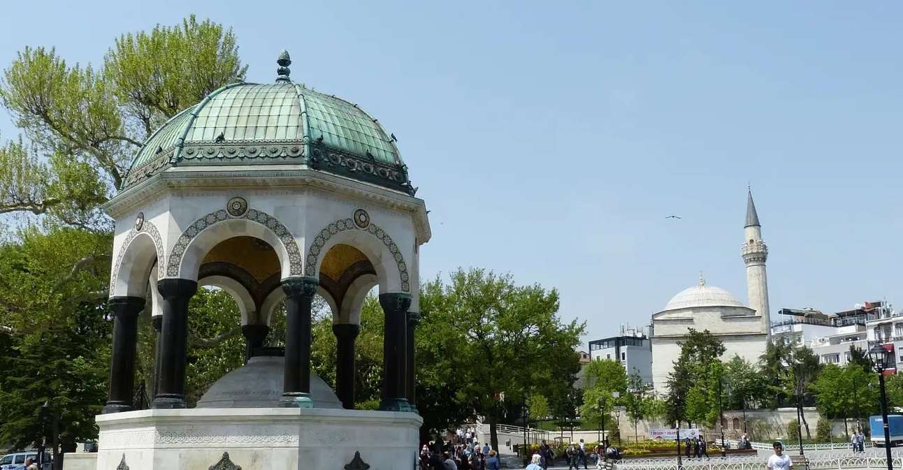 Istanbul City Tour, Book Now @ Flat 15% off