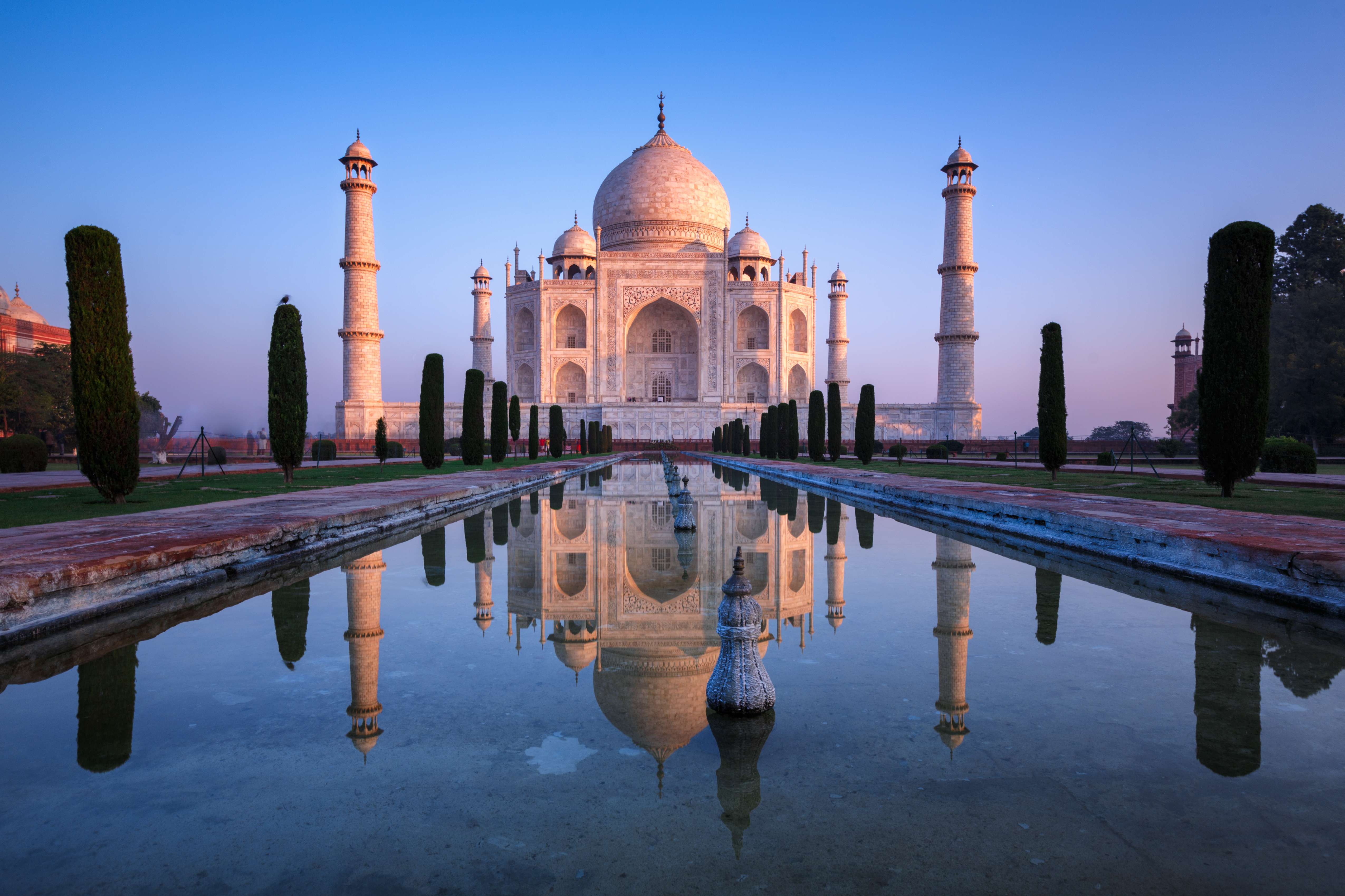 Taj Mahal and Agra Fort Tour Flat 17% off