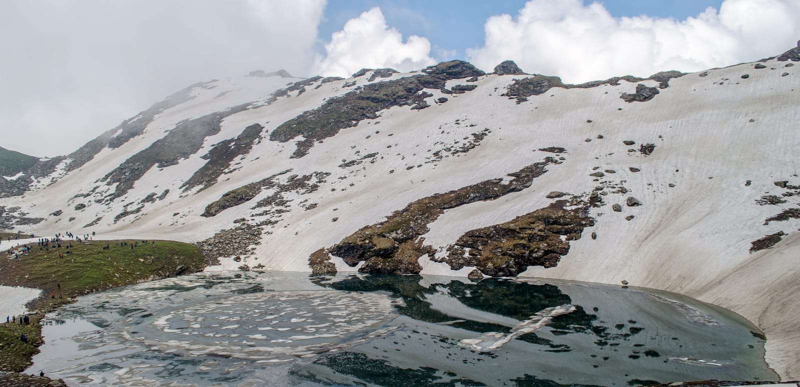 Bhrigu Lake