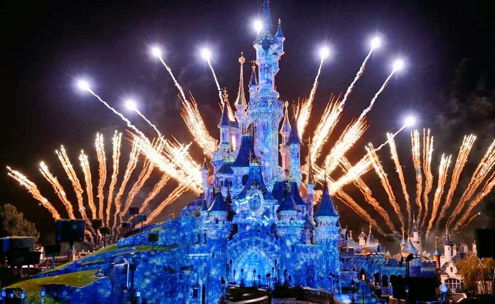 Experience your Childhood at Disneyland Paris