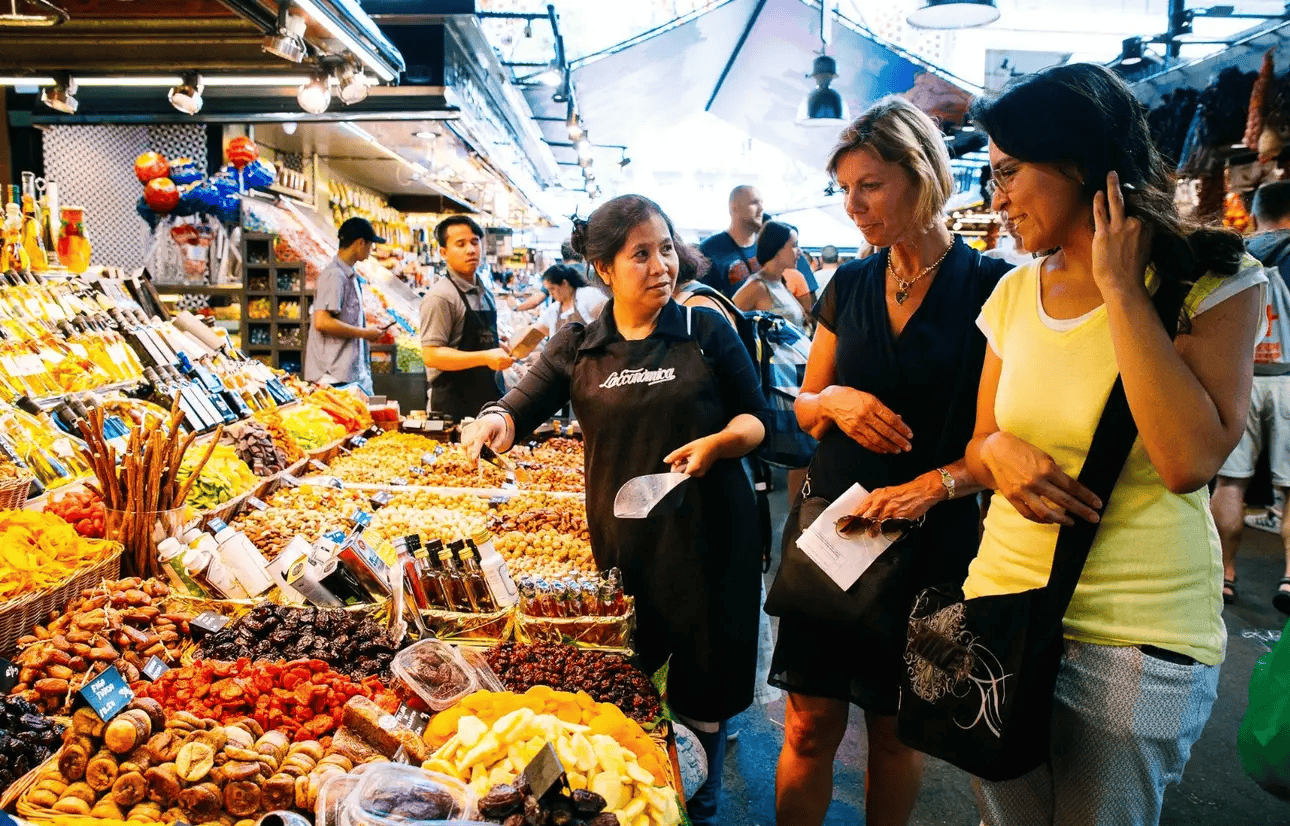 Barcelona Walking Tour with Guide, Book @ Flat 10% off