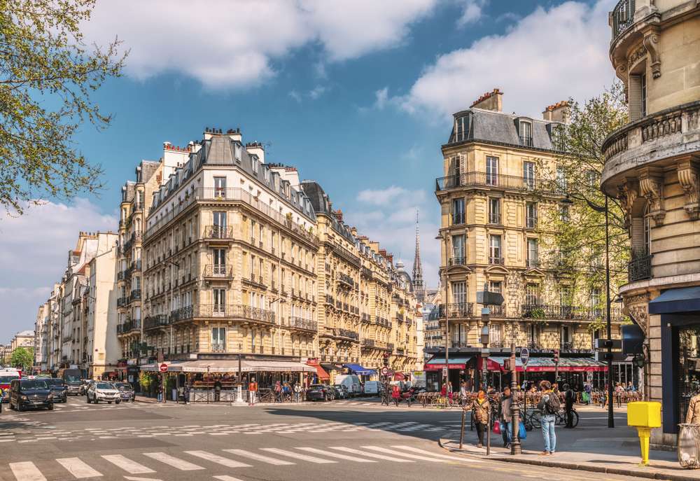 Enjoy the Delicacies at Latin Quarter