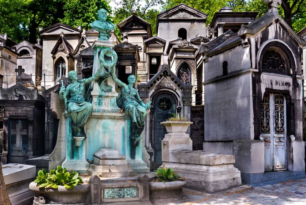 Père Lachaise Cemetery