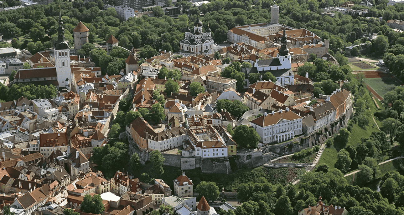 Tallinn Tour from Helsinki, Book Now @ Flat 20% off