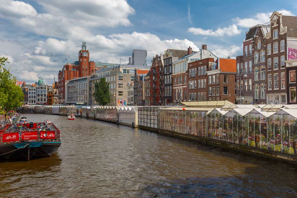 Floating Flower Market