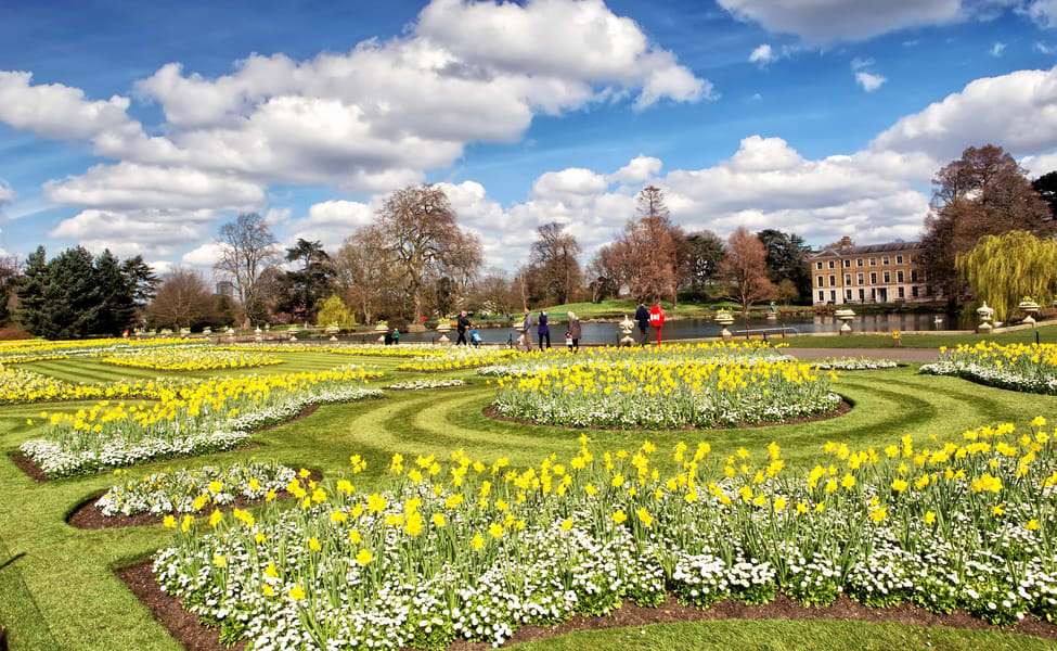 Visit the Kew Garden
