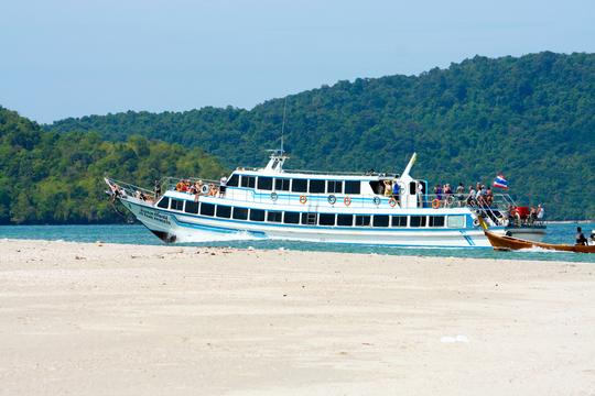 Koh Tao to Chumphon Ferry and Bus Tickets
