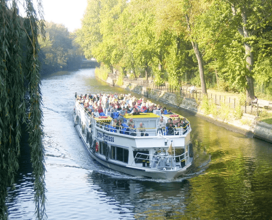 Berlin Sightseeing Hop on Hop off Boat Tour, Book @ Flat 19% off