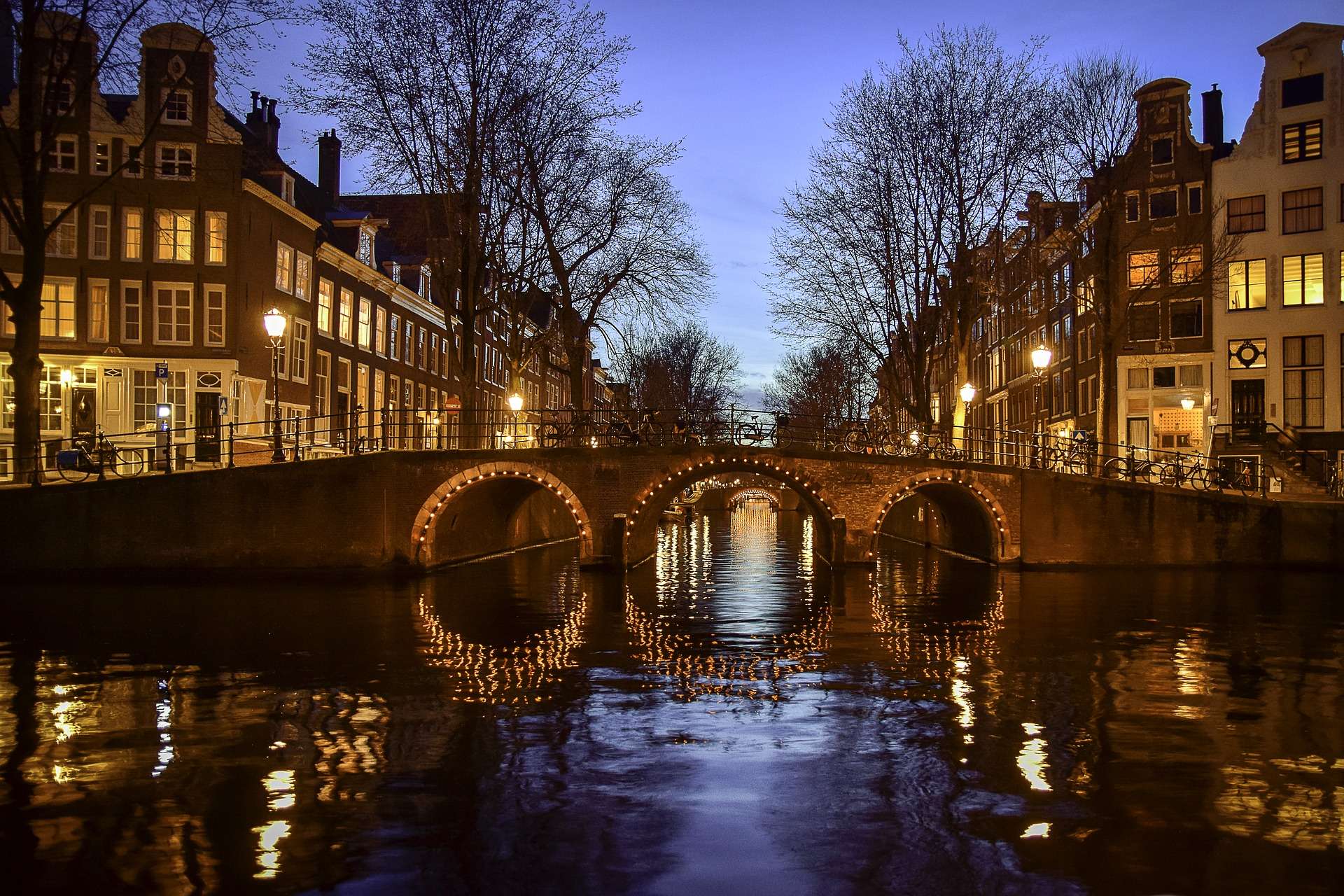 Amsterdam in December: Places to Visit & Events {{year}}