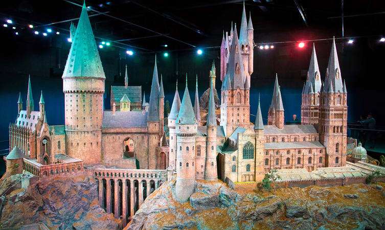 Visit the Hogwarts in Snow