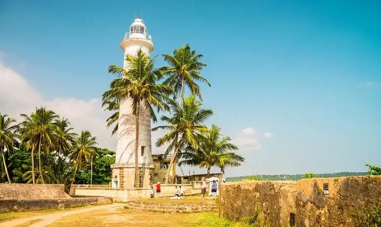 Explore the Galle Lighthouse