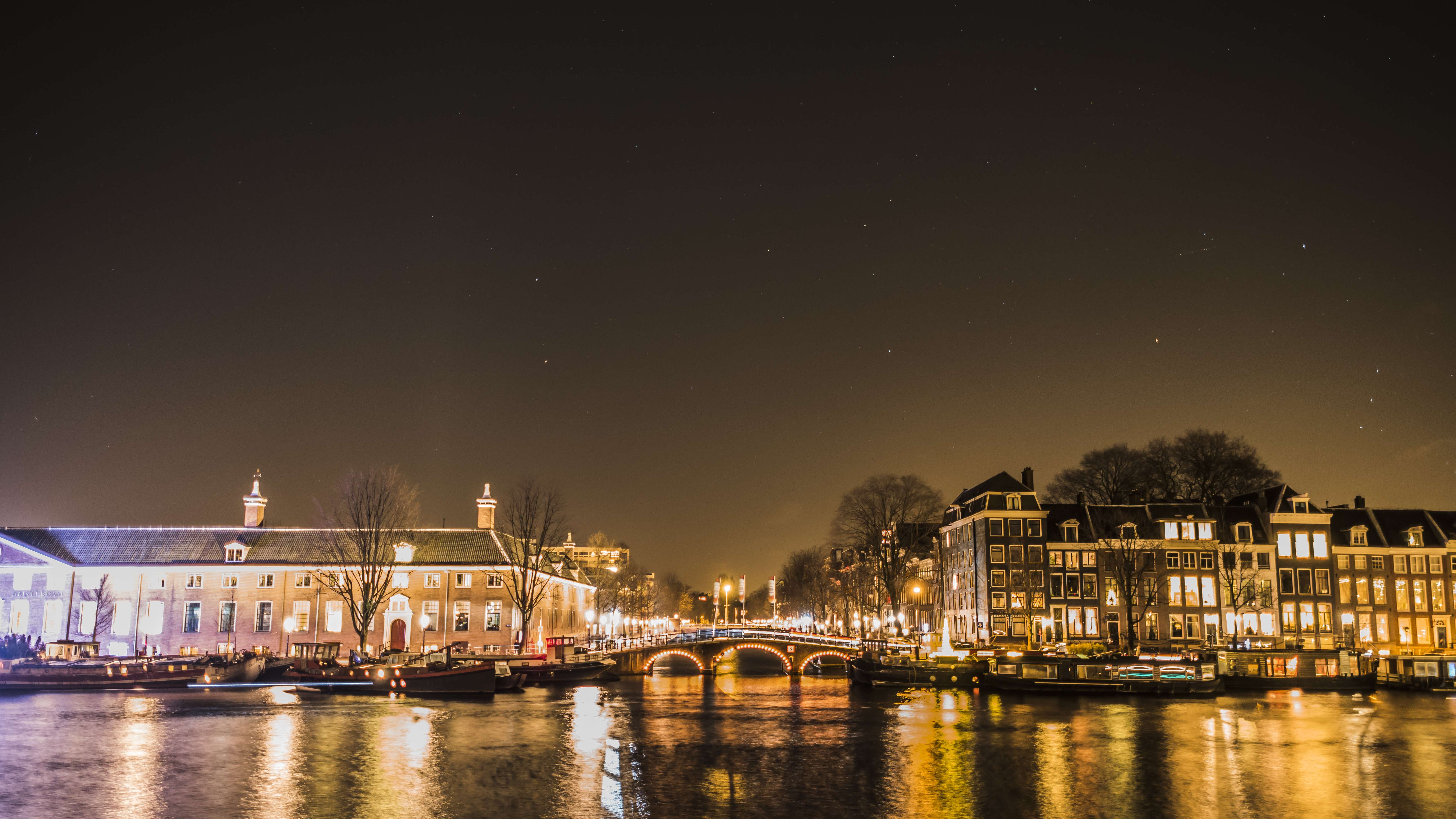 Why to Visit Amsterdam in December?