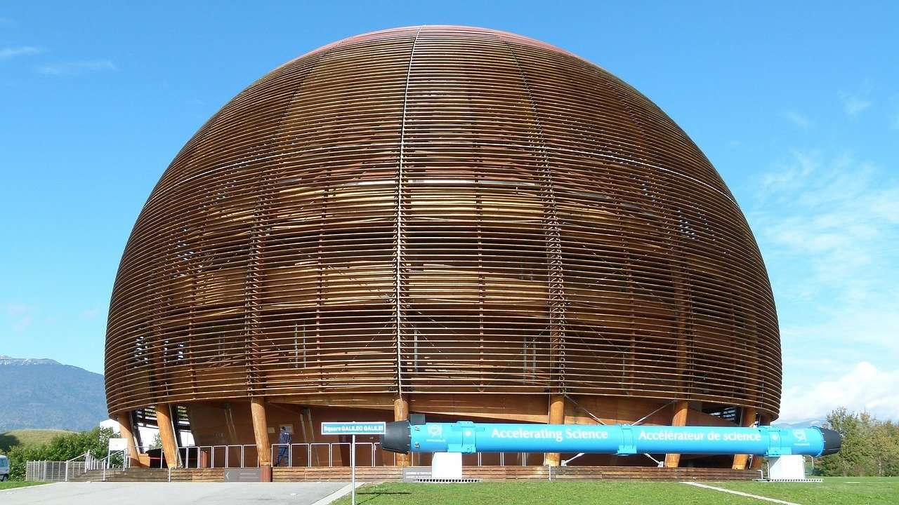 Stroll Around The Cern