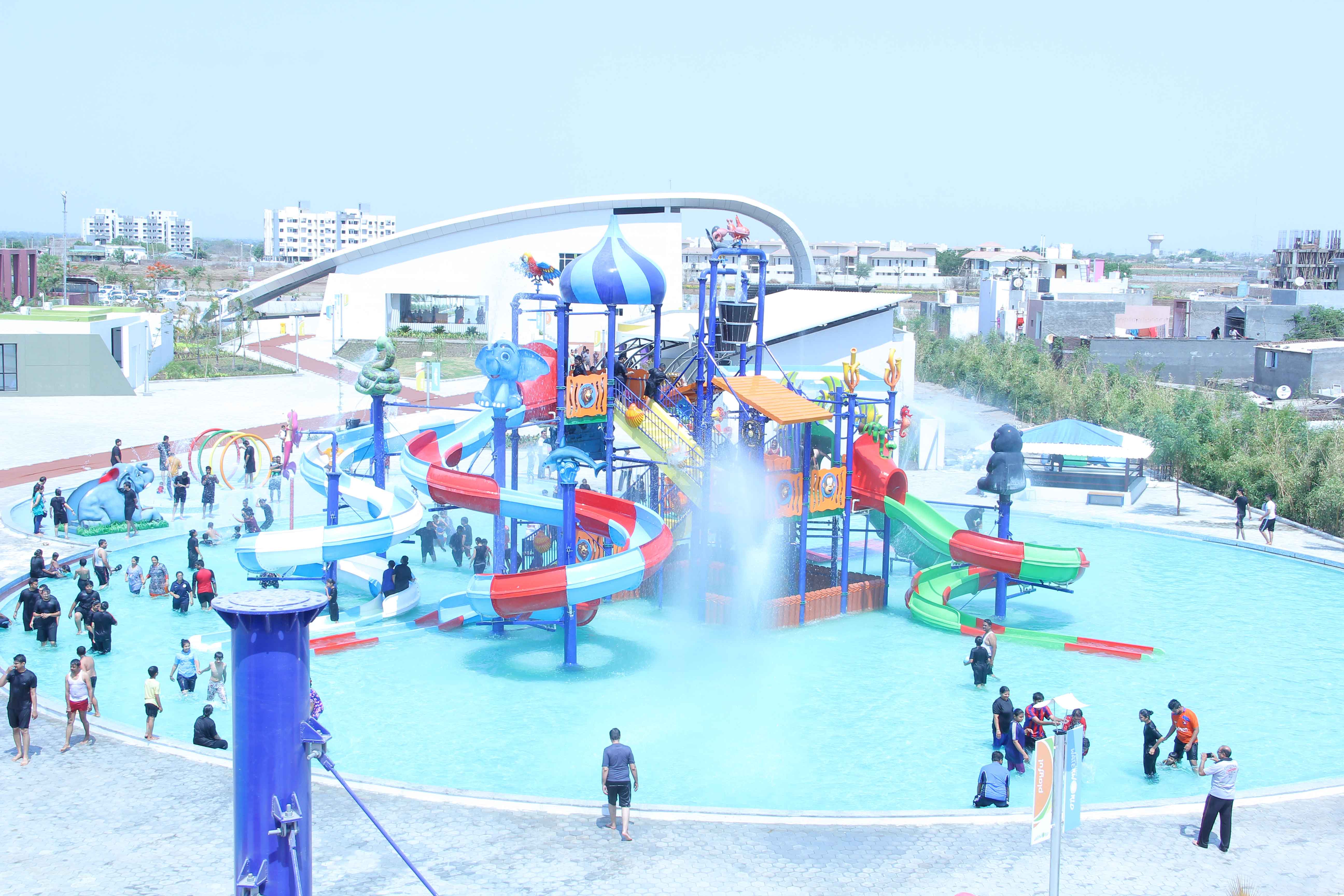 Green- Leaf Water Park