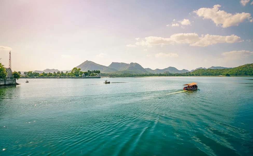 Fateh Sagar Lake