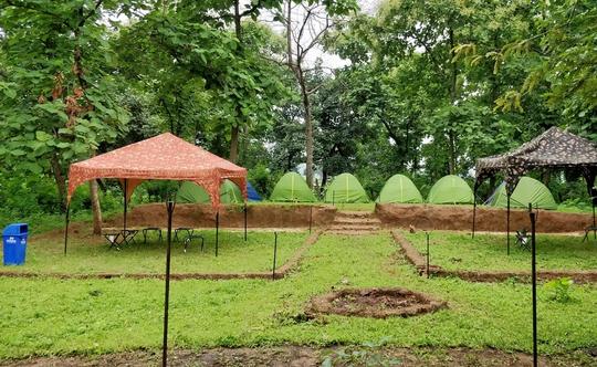 Kamp Kalakund Indore Day Out @ Flat 33% off