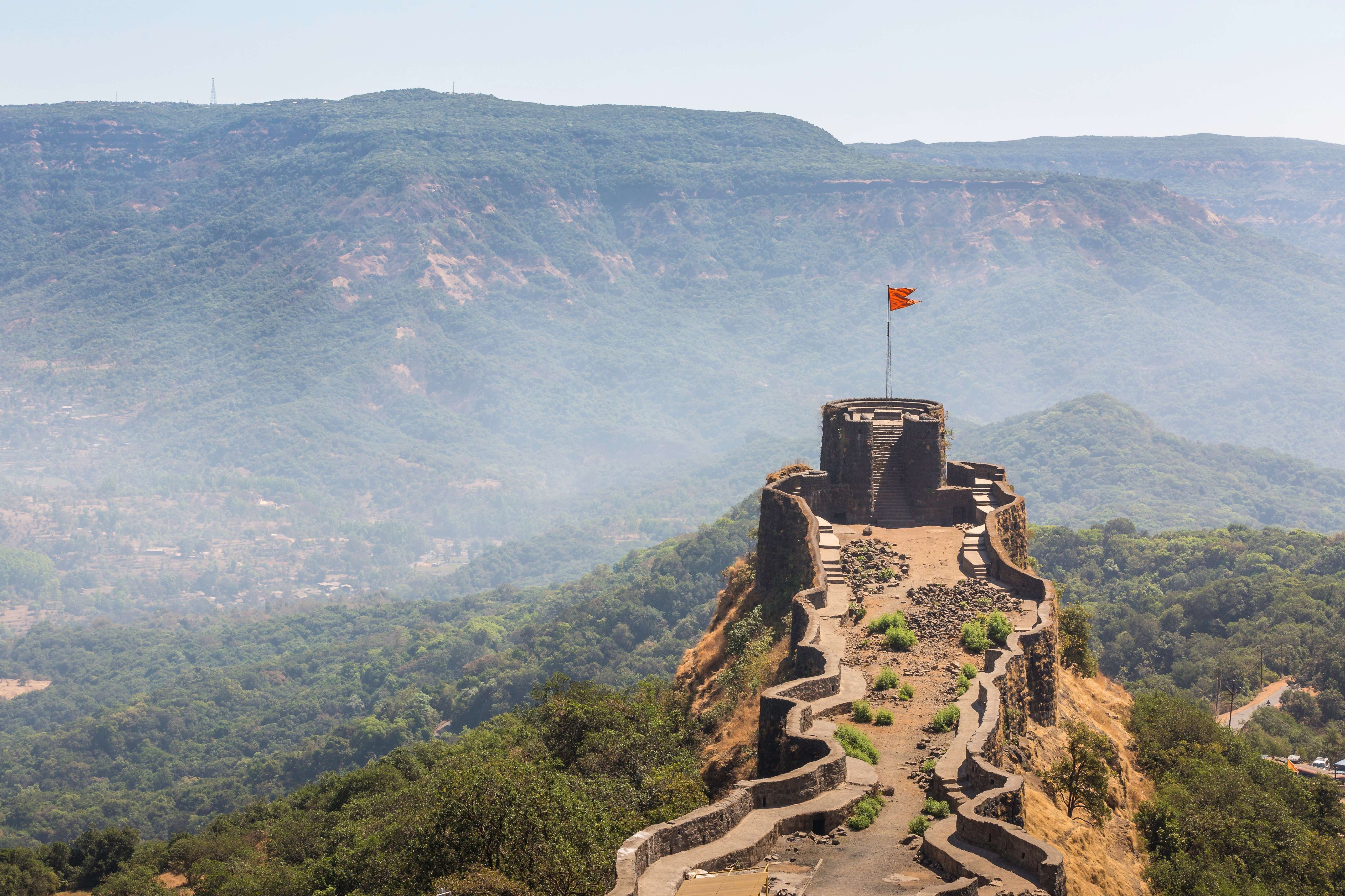 15 Forts In Lonavala | Forts Near Lonavala {{year}}