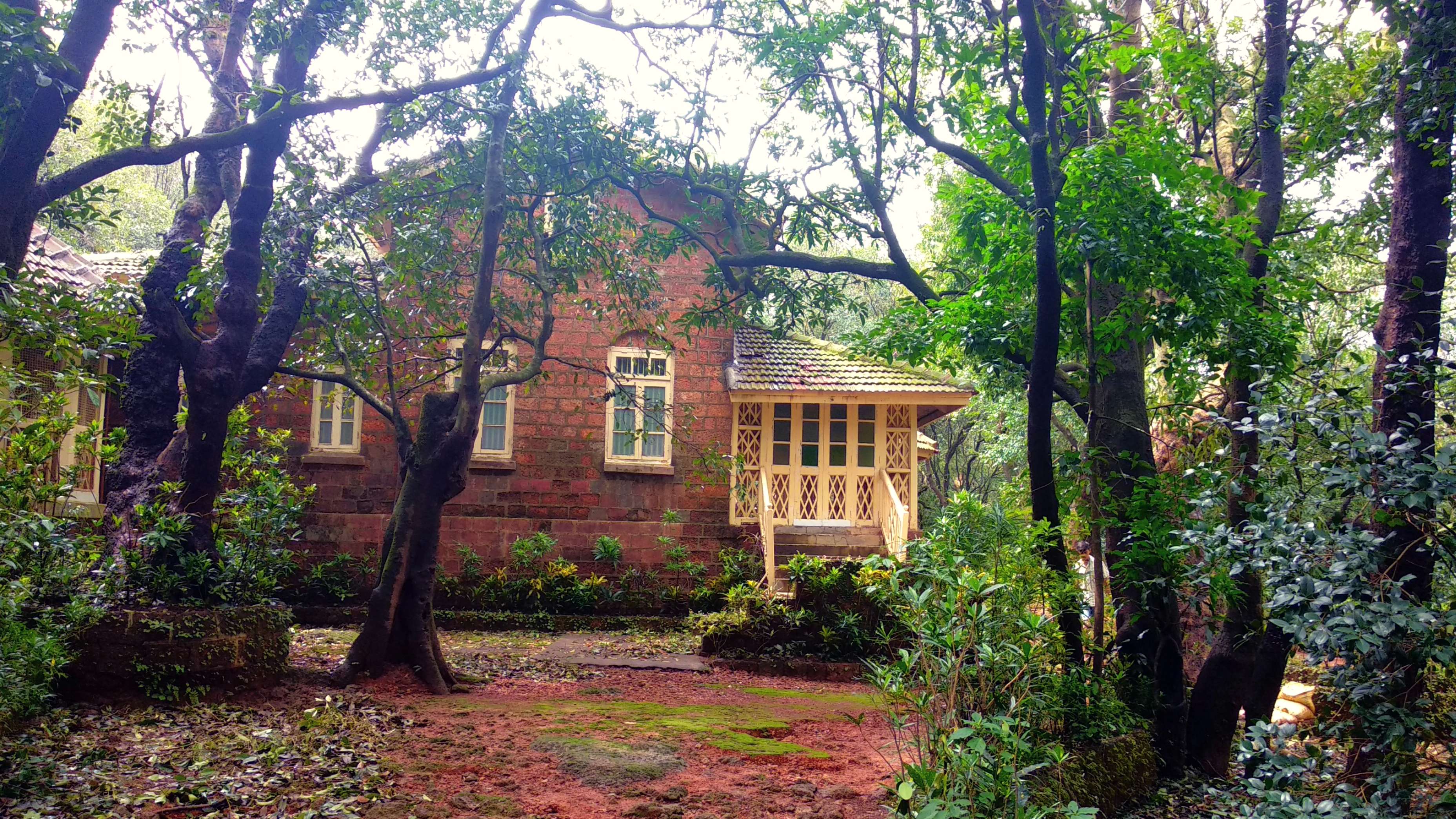 10 Farm Houses in Matheran, Book Now & Get Upto 50% Off