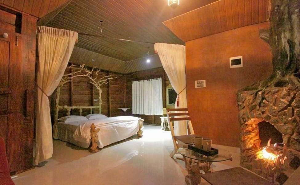 Pugmarks Jungle Lodge