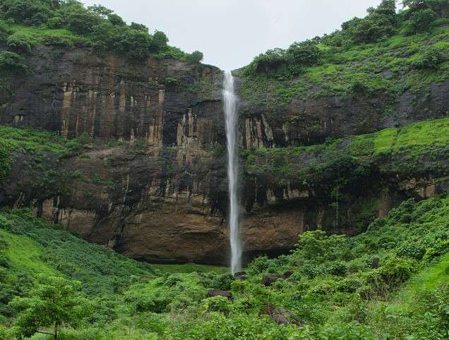 Pandavkada Falls
