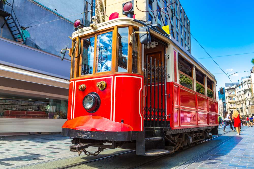 Ride on the Taksim Tram
