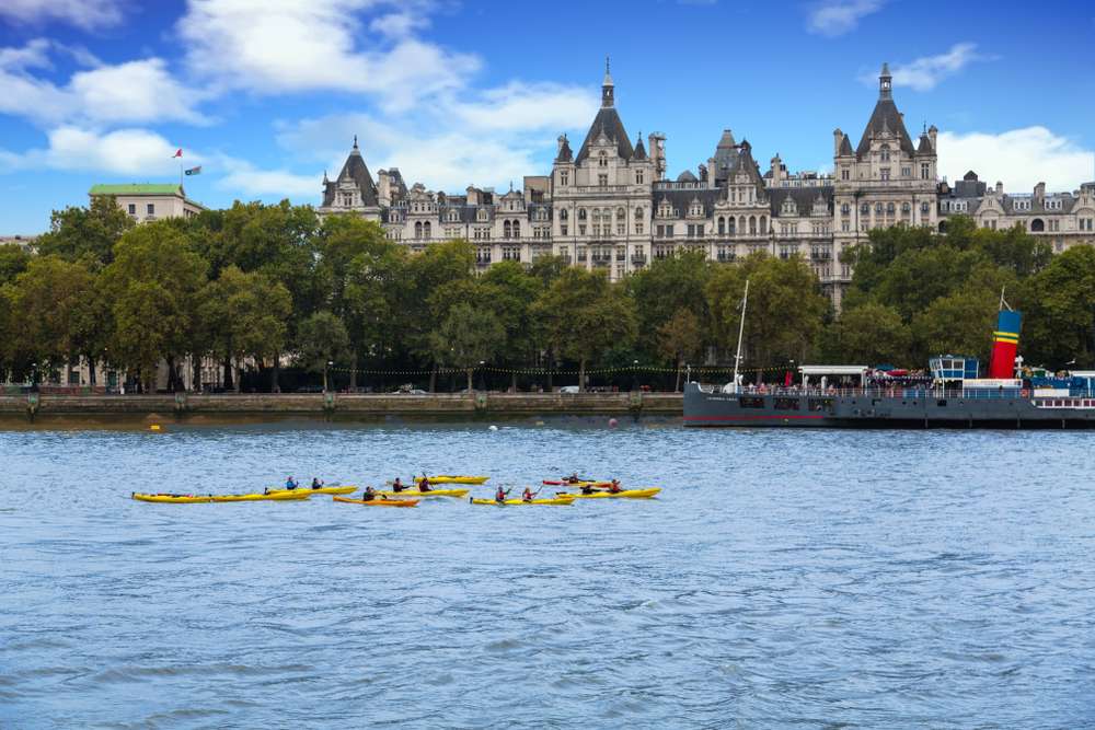 Kayak at Thames