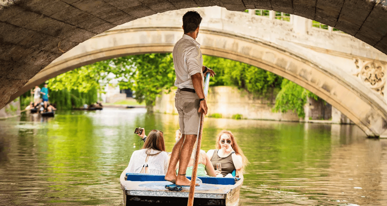 Rutherford’s Punting Cambridge Tour, Book Now @ Flat 12% off