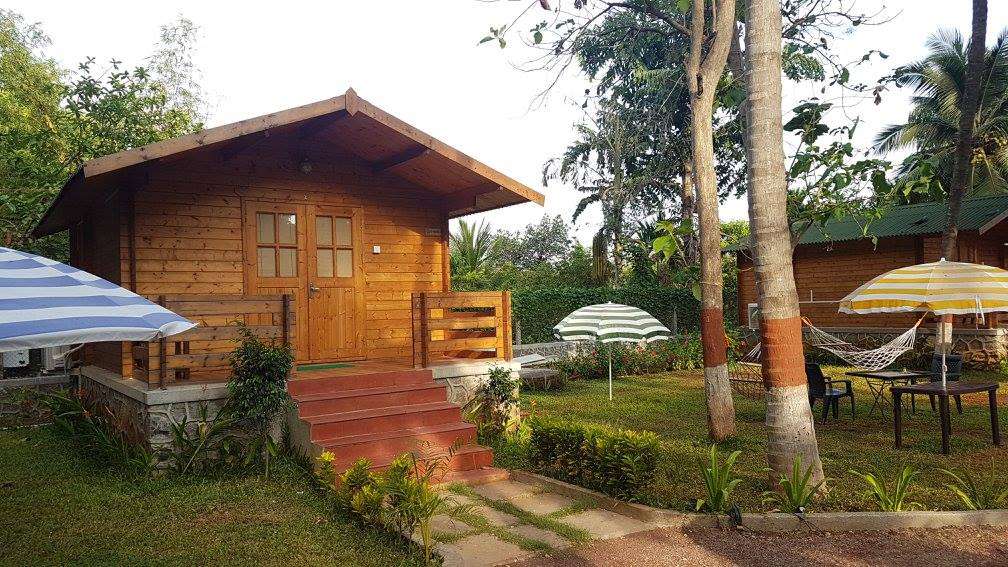 Casa de Kihim (26 kms From Revdanda Beach)
