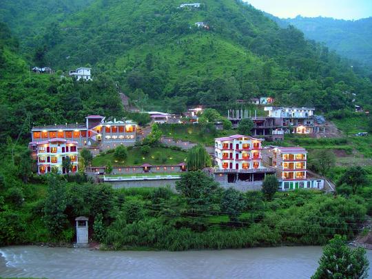 Visco Resort, Mandi | Book Online @ Flat 53% off