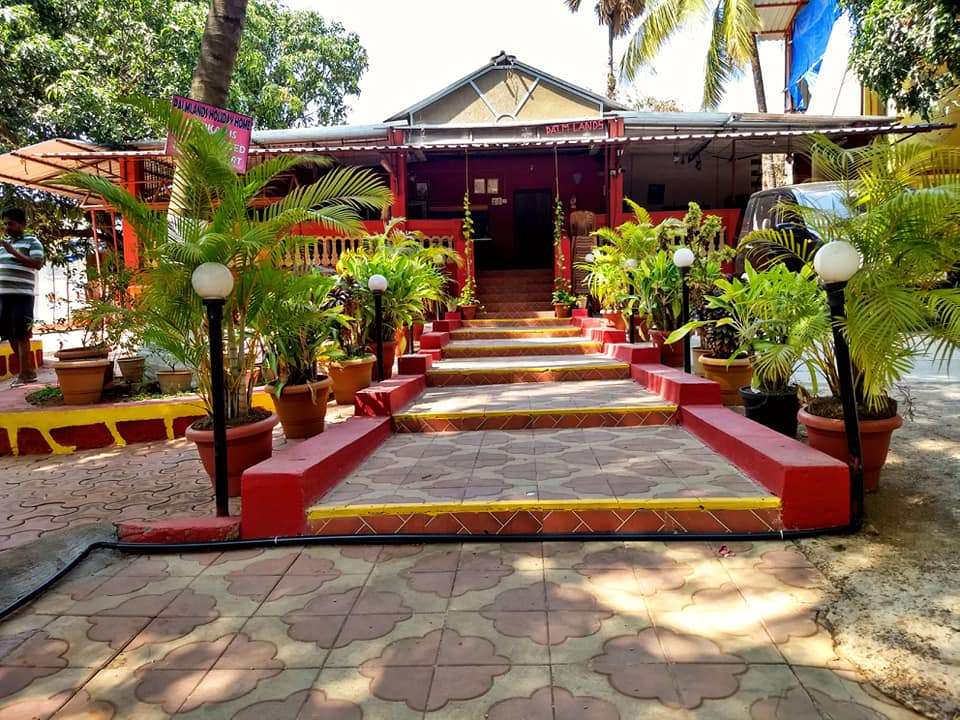 Palmlands Holiday Home & Resort