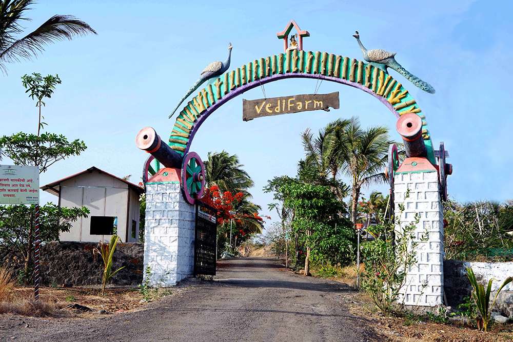 Vedi Farm Resort Satara | Flat 9% off