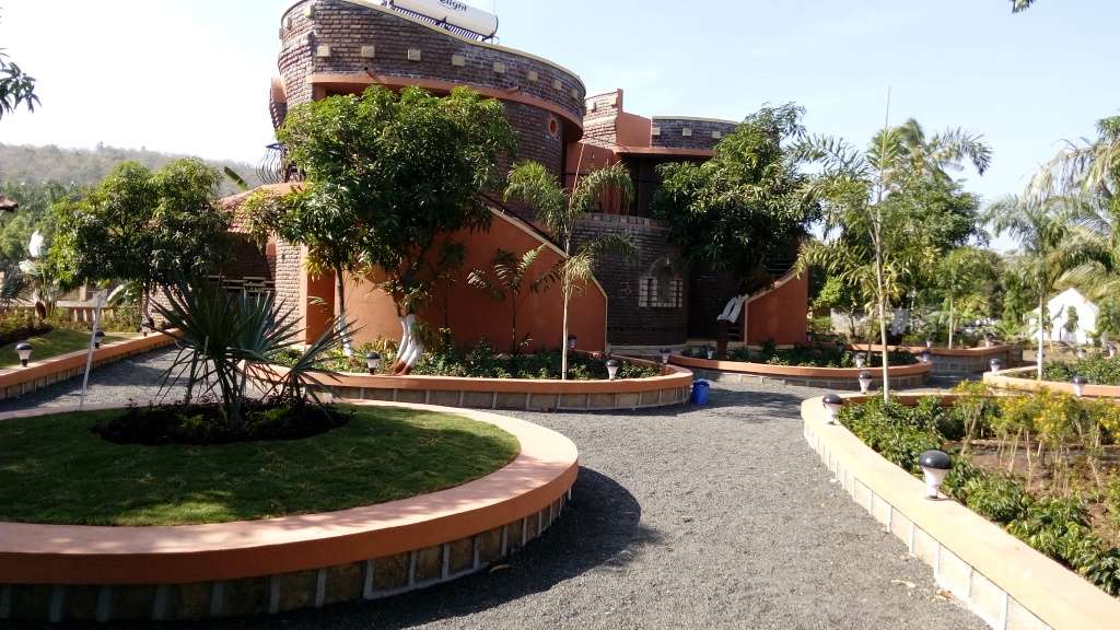 Shyam Farm House & Resort