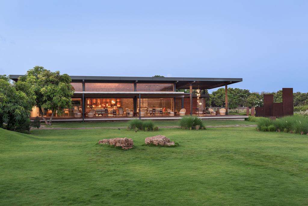 20 Resorts In Sasan Gir, Book NOW & Get Upto 50% Off