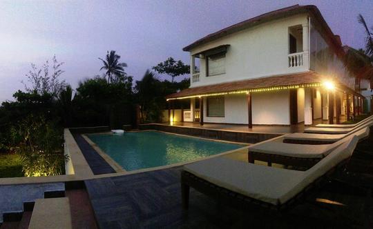 Shining Sand Beach Resort Goa | Book @ Flat 17% off