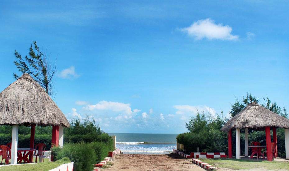 Candlewood Park Beach Resort