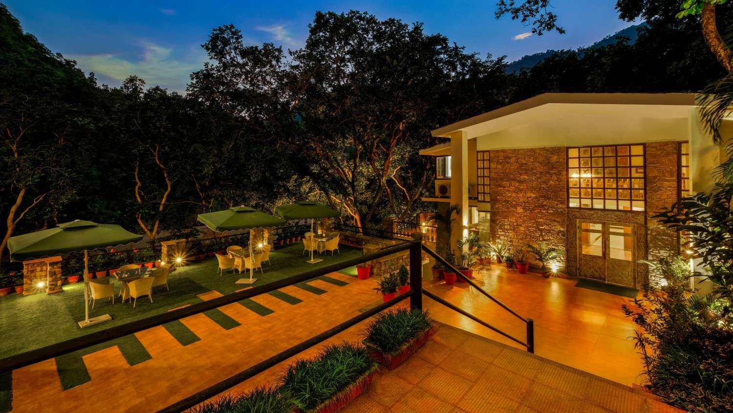 10 Resorts in Shivpuri Rishikesh {{year}} | Get Upto 50% Off