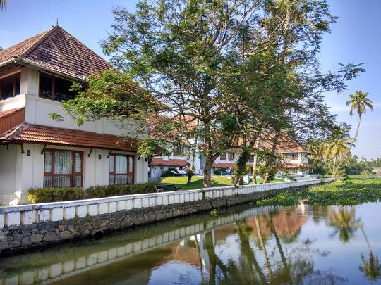 Lemon Tree Vembanad Lake Resort, Alleppey: Book @ Flat 10% off