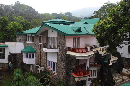 Velvet County Resort and Spa Khandala | Flat 10% off