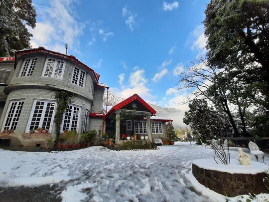 Abbotsford Prasada Bhawan, Nainital | Book Online @ Flat 39% off